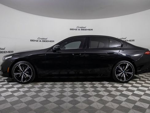 Used 2024 BMW 530i w/ M Sport Package RWD image 10