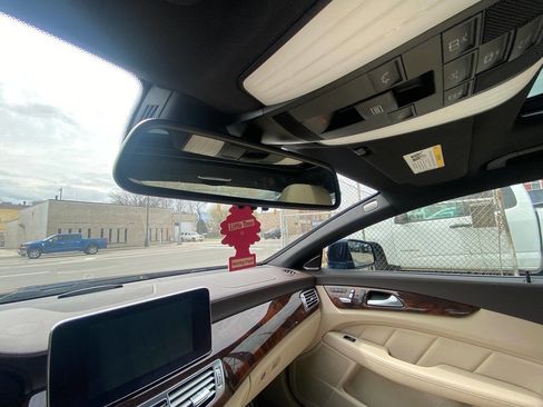 Used 2015 Mercedes-Benz CLS 550 4MATIC image 47