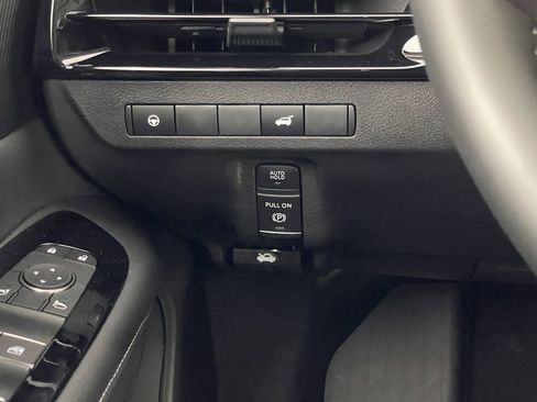 New 2025 Nissan Murano SV image 23