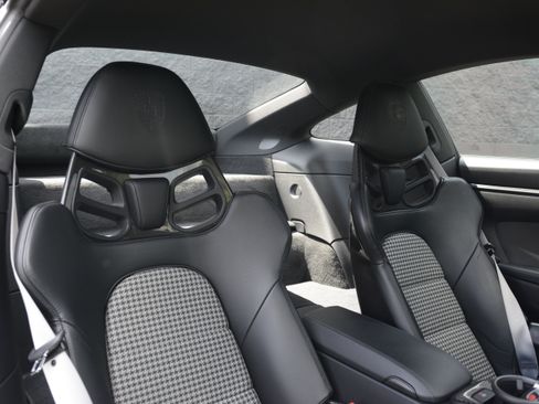 Certified 2023 Porsche 911 GT3 RWD image 28