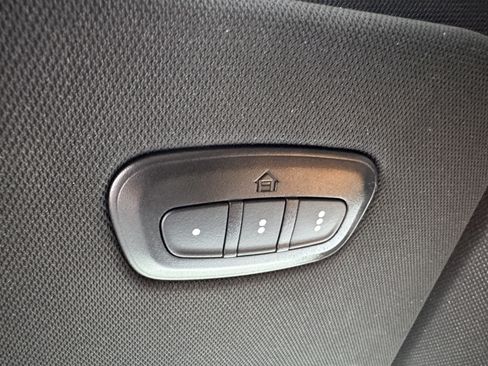 Used 2025 Jeep Wagoneer Series II w/ Convenience Group I AWD/4WD image 12