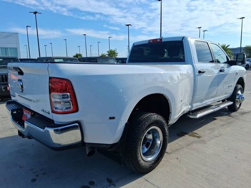Used 2024 RAM 3500 Big Horn AWD/4WD image 7