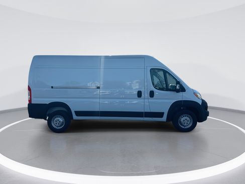 Used 2026 RAM ProMaster 2500 w/ Convenience Group FWD image 10