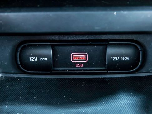 Used 2022 Kia Soul LX FWD image 22