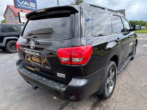 Used 2013 Toyota Sequoia SR5 w/ Sport Appearance Pkg AWD/4WD image 5