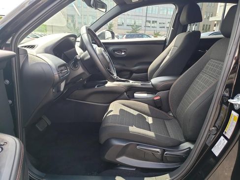 Used 2025 Honda HR-V Sport image 14