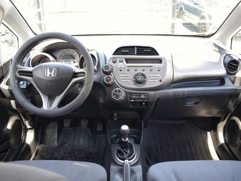 Used 2009 Honda Fit image 12