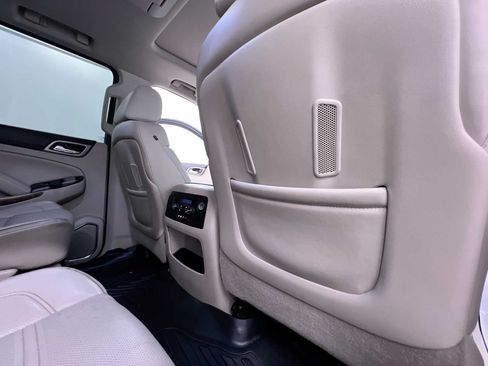 Used 2016 GMC Yukon XL Denali w/ Open Road Package AWD/4WD image 39