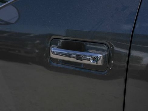 Used 2018 Ford F250 Platinum w/ Platinum Ultimate Package AWD/4WD image 15