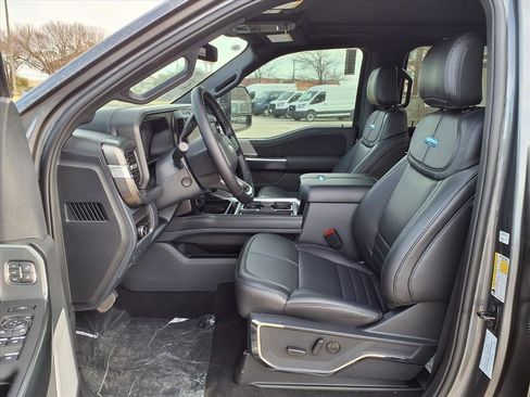 New 2026 Ford F250 Platinum image 21