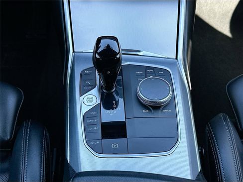 Certified 2022 BMW 330i xDrive Sedan w/ Premium Package 2 image 17