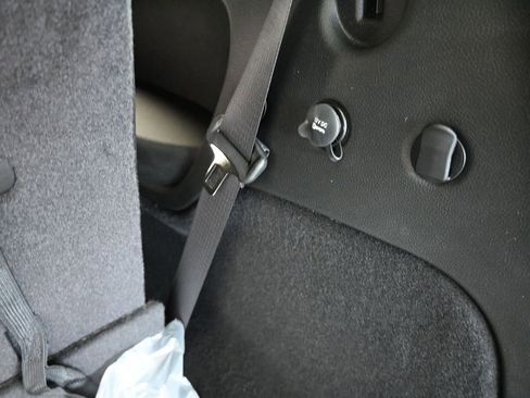 Used 2024 Dodge Durango SXT w/ 3rd Row Seating Group image 24