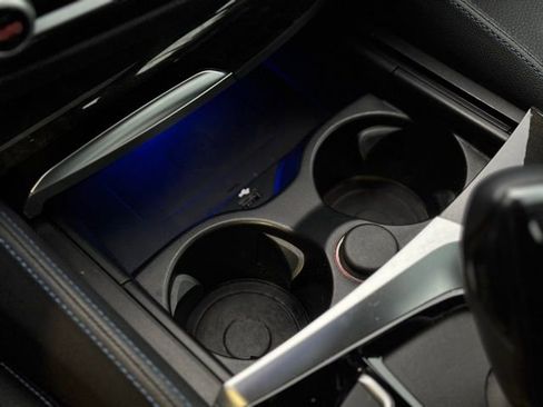 Used 2019 BMW 530i xDrive w/ M Sport Package image 35