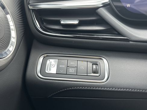 New 2026 Buick Enclave Avenir image 24