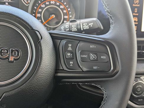 Used 2026 Jeep Wrangler Unlimited Sport AWD/4WD image 24