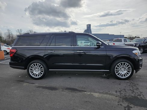 Used 2023 Ford Expedition Max Limited image 23