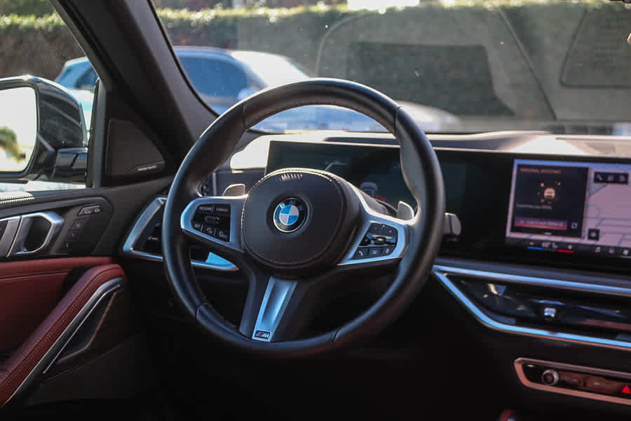 Used 2026 BMW X6 xDrive40i w/ Premium Package AWD/4WD image 21