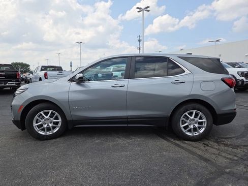 Used 2024 Chevrolet Equinox LT FWD image 12