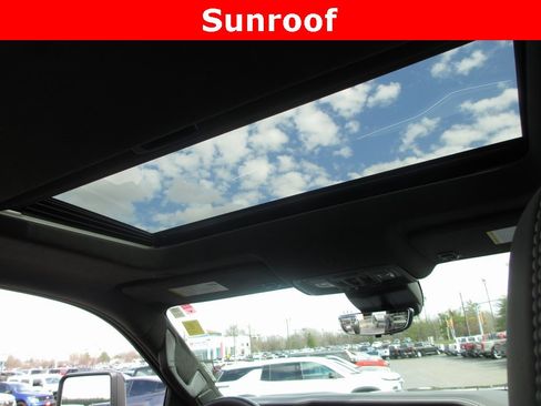 Used 2025 GMC Sierra 2500 AT4X image 19