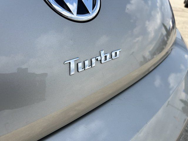 Used 2016 Volkswagen Beetle 1.8T S FWD image 31