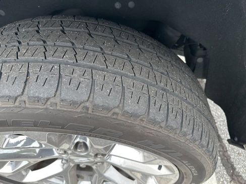 Used 2016 Cadillac Escalade Premium image 10