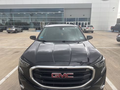 Used 2018 GMC Terrain SLE FWD image 3
