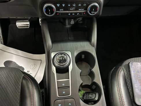 Used 2024 Ford Escape ST-Line AWD/4WD image 17