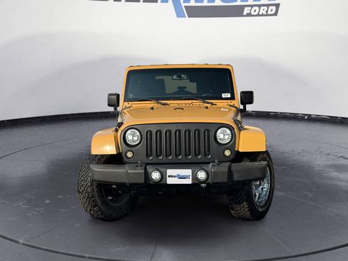 Used 2014 Jeep Wrangler Unlimited Sahara image 8