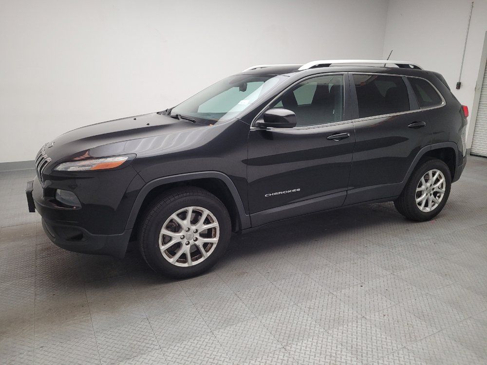 Used 2014 Jeep Cherokee Latitude w/ Cold Weather Group AWD/4WD image 2