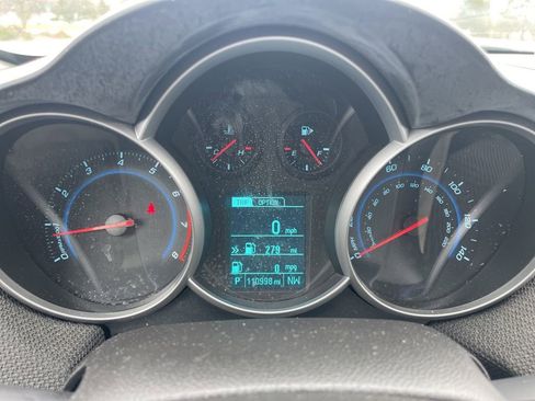 Used 2014 Chevrolet Cruze LT image 13