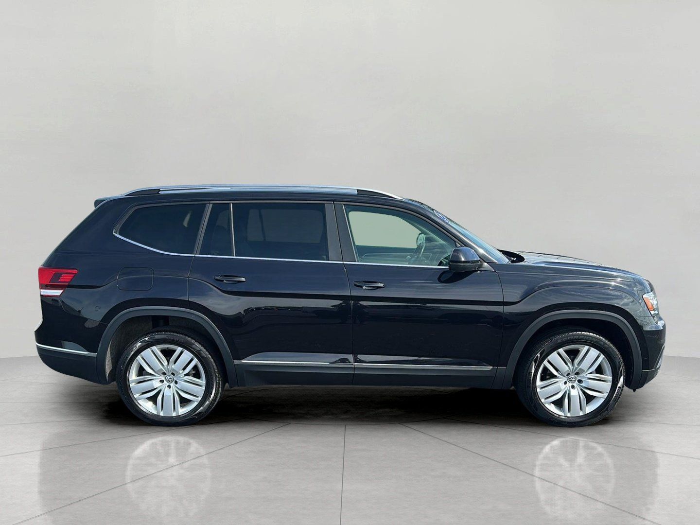 Used 2019 Volkswagen Atlas SEL AWD/4WD image 8