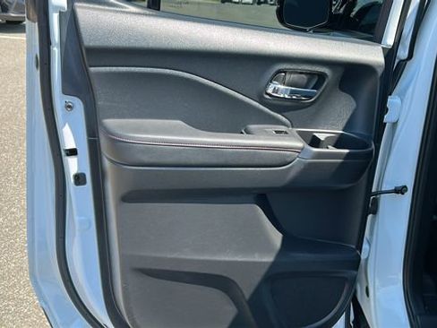 Used 2022 Honda Ridgeline Black Edition image 25