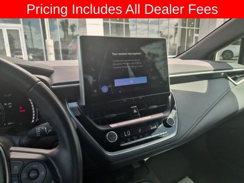 Used 2025 Toyota Corolla SE w/ SE Premium Package FWD image 7