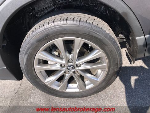 Used 2018 Toyota RAV4 Limited FWD image 26
