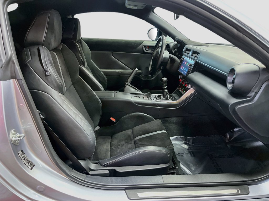 Used 2022 Toyota GR86 Premium w/ ALL Weather Mat Package (TMS) RWD image 26