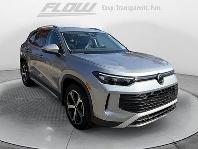 New 2025 Volkswagen Tiguan SE