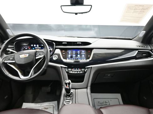 Used 2024 Cadillac XT6 Premium Luxury w/ Technology Package AWD/4WD image 13