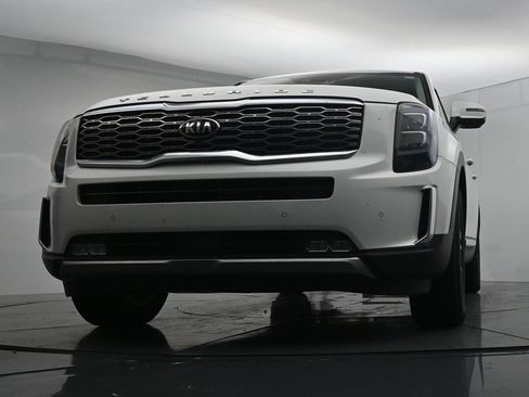 Used 2020 Kia Telluride SX w/ SX Prestige Package AWD/4WD image 19