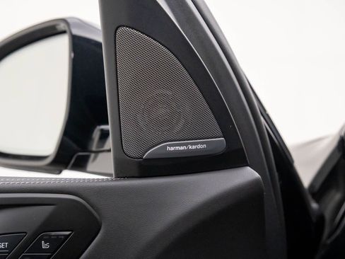 Certified 2025 BMW X5 xDrive40i w/ Executive Package image 14