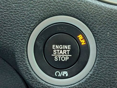 Used 2023 Dodge Charger R/T w/ Blacktop Package image 25