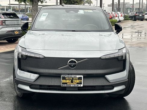 New 2026 Volvo EX30 Cross Country Ultra image 2
