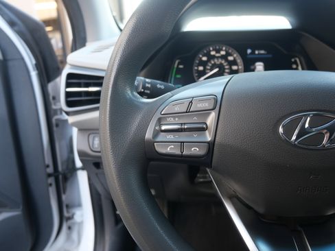 Used 2020 Hyundai Ioniq Blue image 12