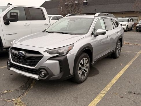 Certified 2025 Subaru Outback Touring XT image 3