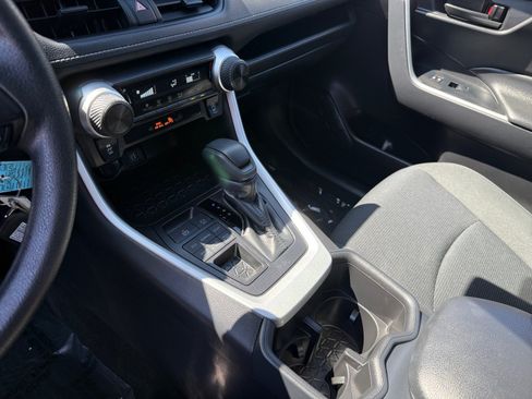 Used 2025 Toyota RAV4 LE AWD/4WD image 13