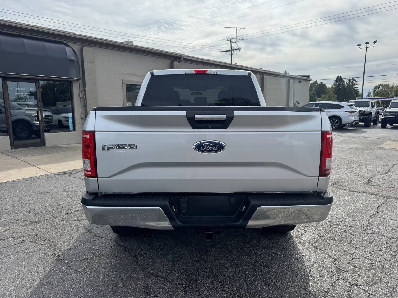 Used 2016 Ford F150 XLT w/ Equipment Group 301A Mid AWD/4WD image 3