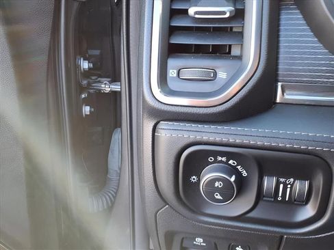 Used 2021 RAM 1500 Limited image 13