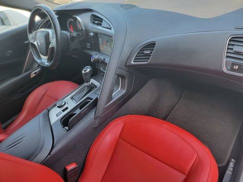 Used 2017 Chevrolet Corvette Stingray Coupe w/ 1LT image 17