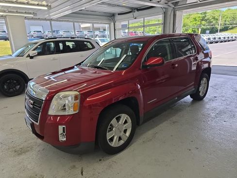 Used 2013 GMC Terrain SLE AWD/4WD image 2