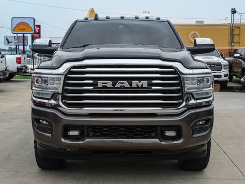 Used 2022 RAM 3500 Limited AWD/4WD image 5