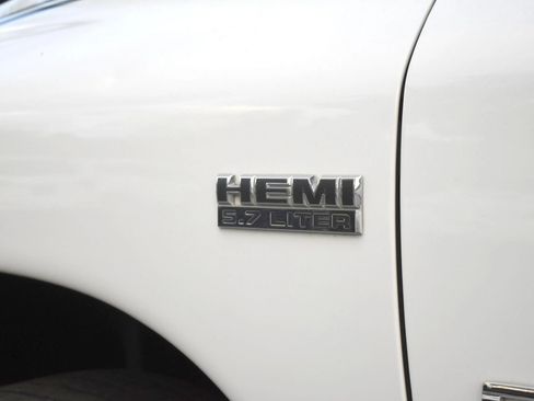 Used 2007 Dodge Ram 1500 Truck SLT image 5